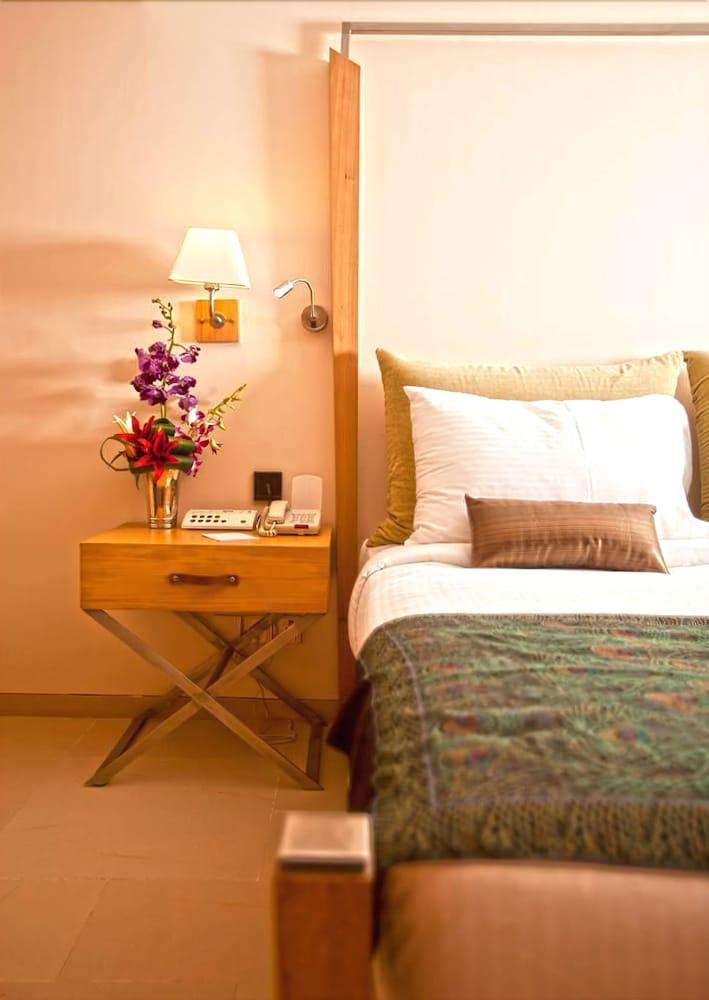 Dona Paula, Goa 3*