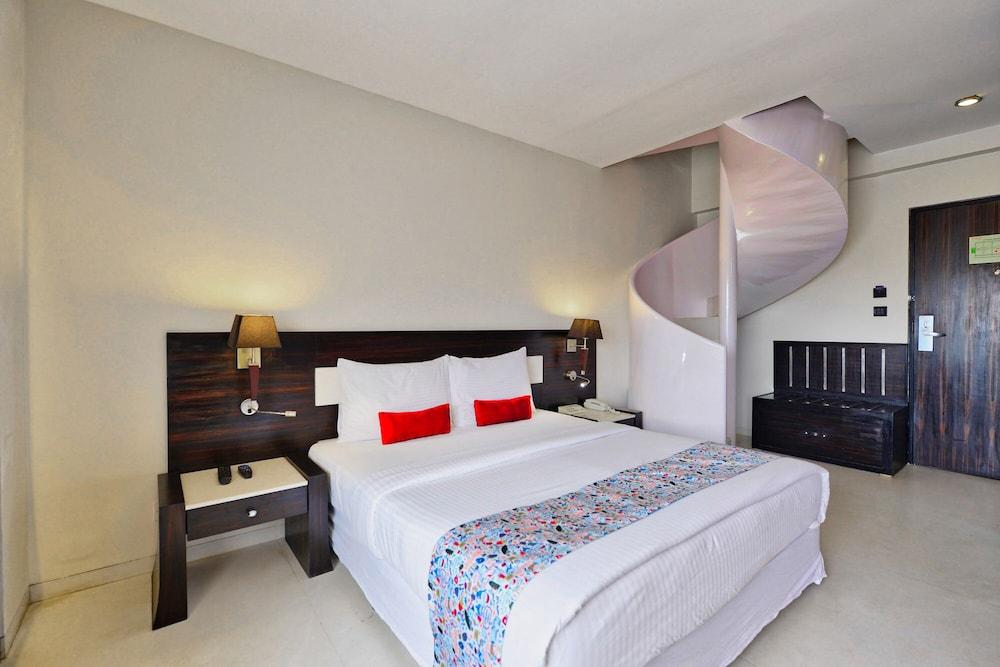 Dona Paula, Goa Hotel Panaji