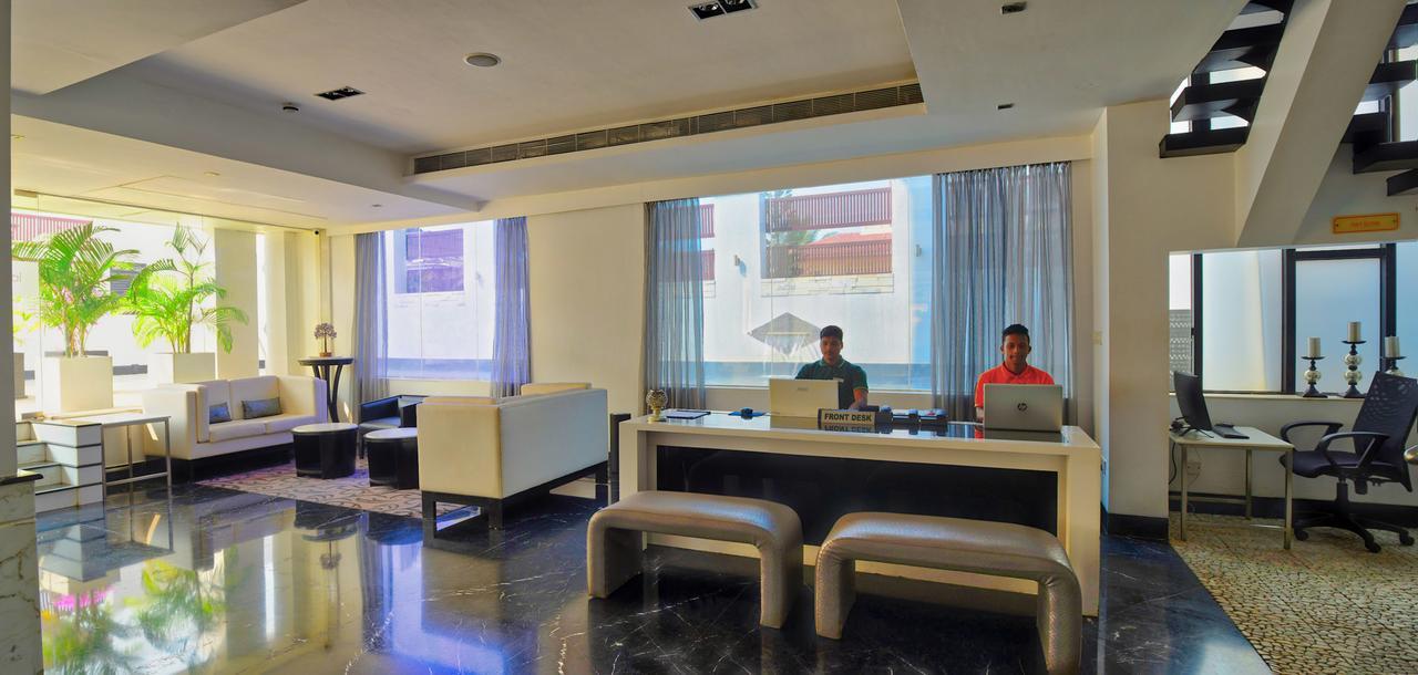 Hotel Dona Paula, Goa 3*